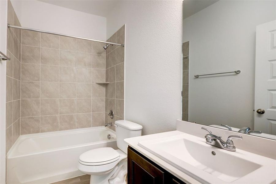 Furnished interior view inside a new home in Palmilla Springs 50s Sales Phase 2, Fort Worth (Image 11). Furnished interior view inside a new home in Palmilla Springs 50s Sales Phase 2, Fort Worth (Image 11).