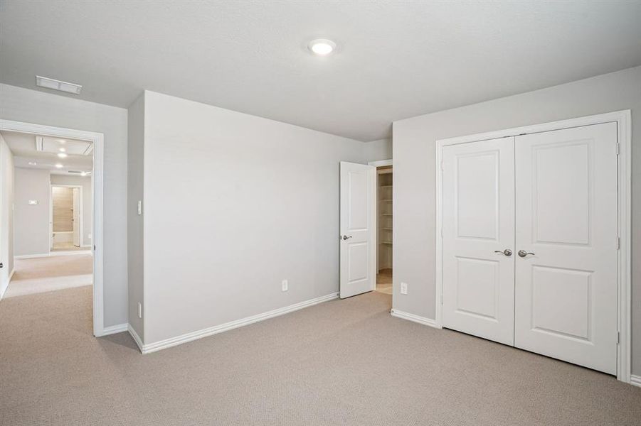 Photo is not of the actual home, but is an inspirational photo of builder’s model home and may depict options, furnishings, and/or decorator features that are not included.