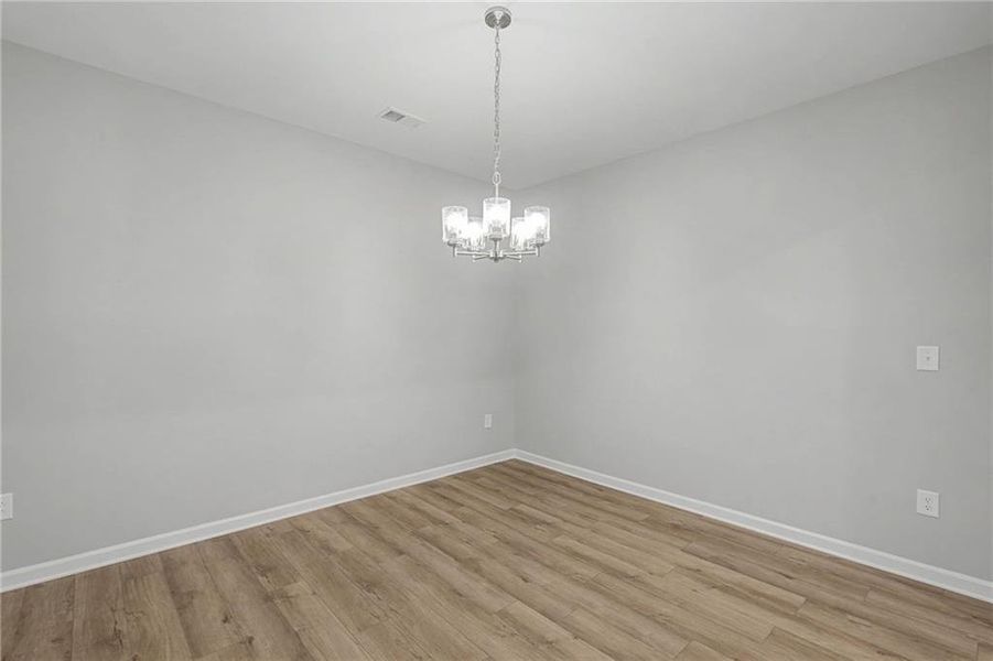 Spacious, unfurnished interior of a new home in Crossvine Estates, Braselton (Image 19).