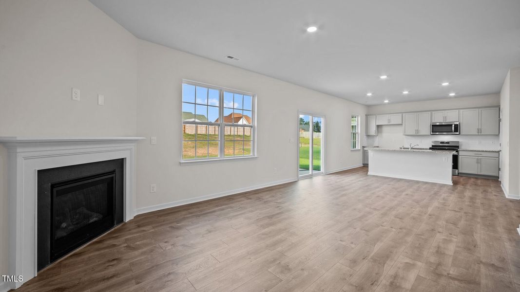 1121 Middlecrest Drive 1121 Middlecrest Drive