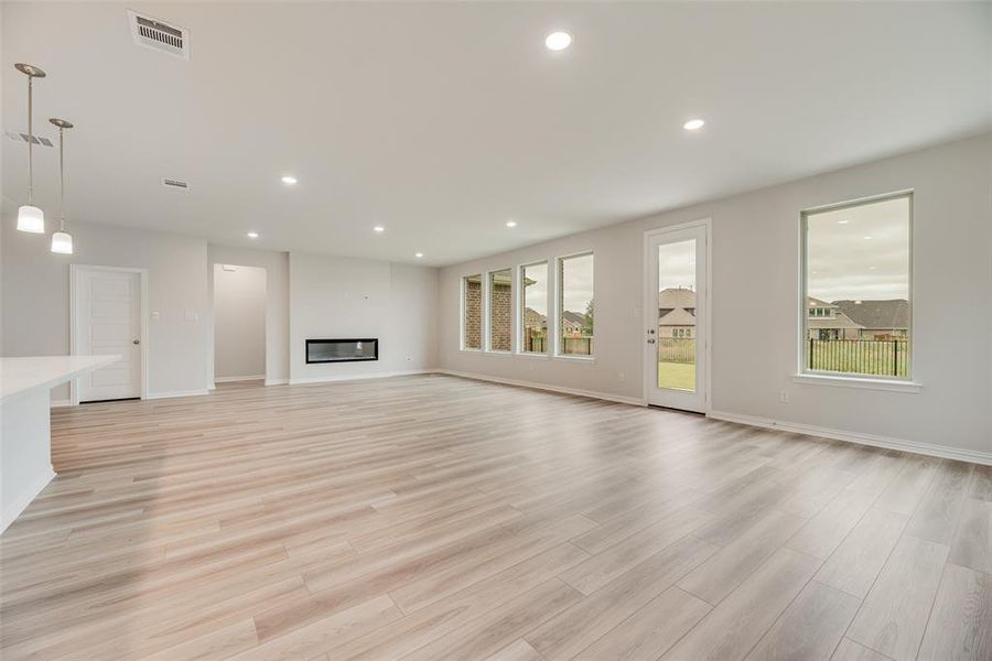 Spacious, unfurnished interior of a new home in Valencia On The Lake, Little Elm (Image 22).