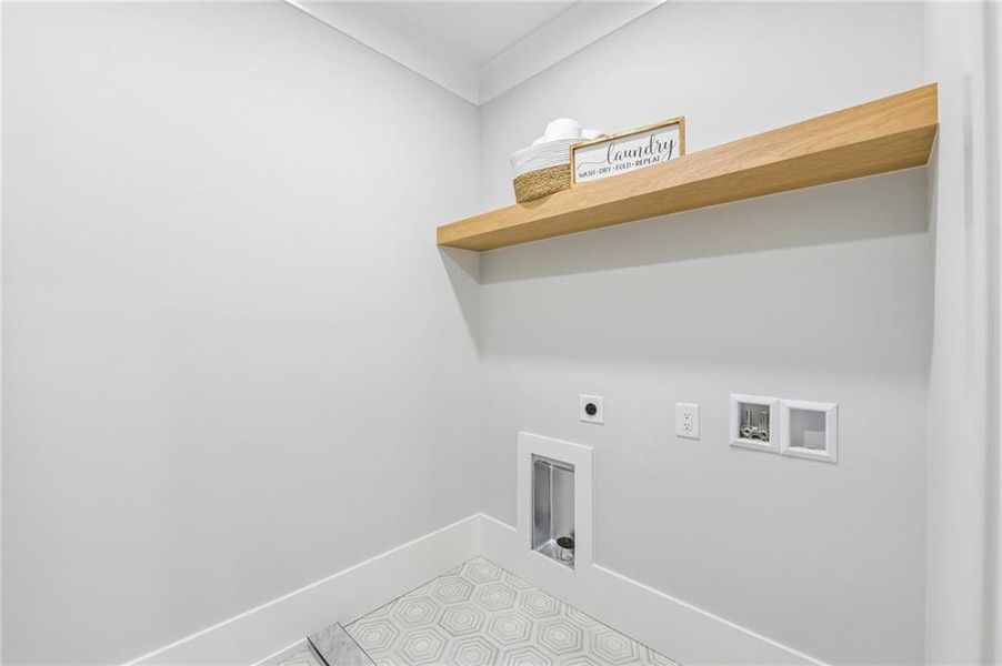 Spacious, unfurnished interior of a new home in , Buford (Image 63).