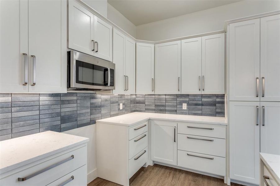 Furnished interior view inside a new home in , Fort Worth (Image 4).