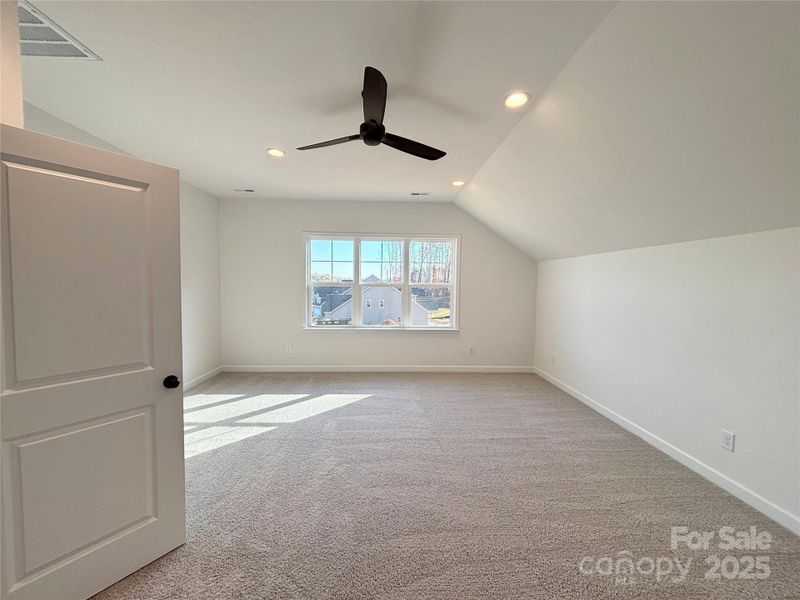 Spacious, unfurnished interior of a new home in Red Hill, Concord (Image 17).