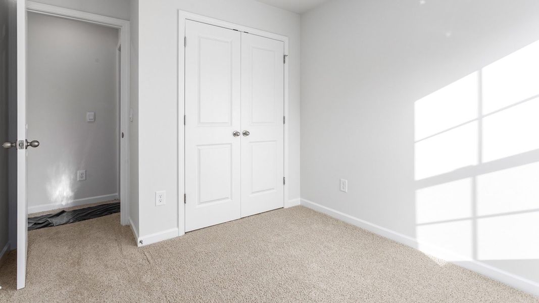 Spacious, unfurnished interior of a new home in Henley Ridge, Graham (Image 11).