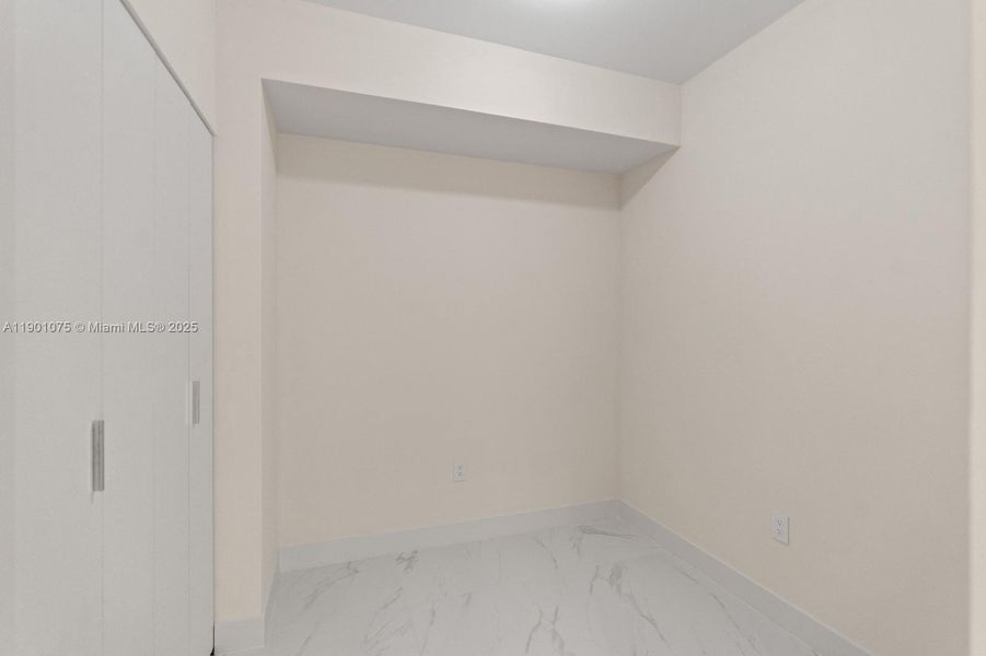 Spacious, unfurnished interior of a new home in Aria Reserve, Miami (Image 32). Spacious, unfurnished interior of a new home in Aria Reserve, Miami (Image 32).