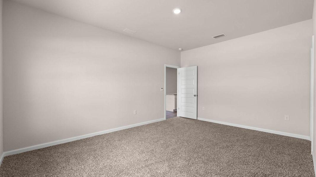 Spacious, unfurnished interior of a new home in Liberty, Panama City (Image 22).