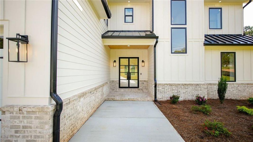 Exterior details and patio area of a home in , Flowery Branch (Image 3).
