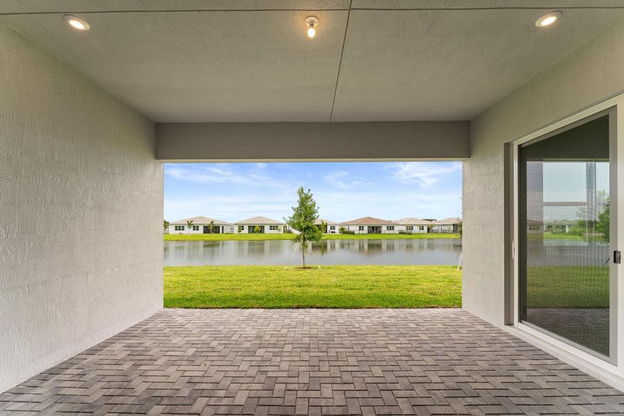 Exterior details and patio area of a home in Tradition - Telaro, Port St. Lucie (Image 2).