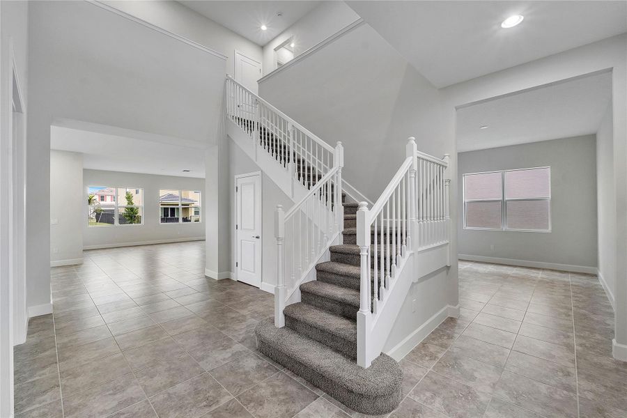 Spacious, unfurnished interior of a new home in , Loxahatchee (Image 41).