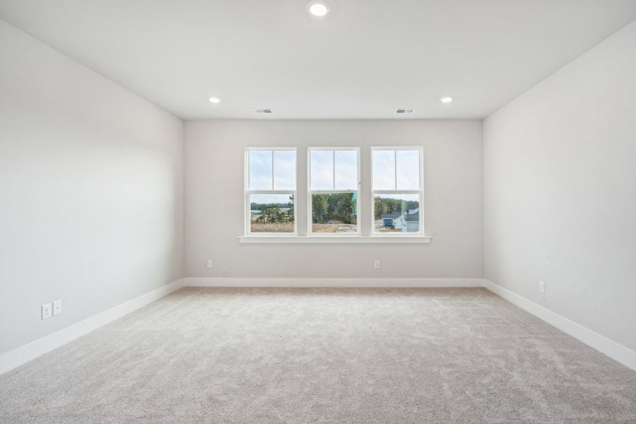 Spacious, unfurnished interior of a new home in Carnes Crossroads, Summerville (Image 5). Spacious, unfurnished interior of a new home in Carnes Crossroads, Summerville (Image 5).