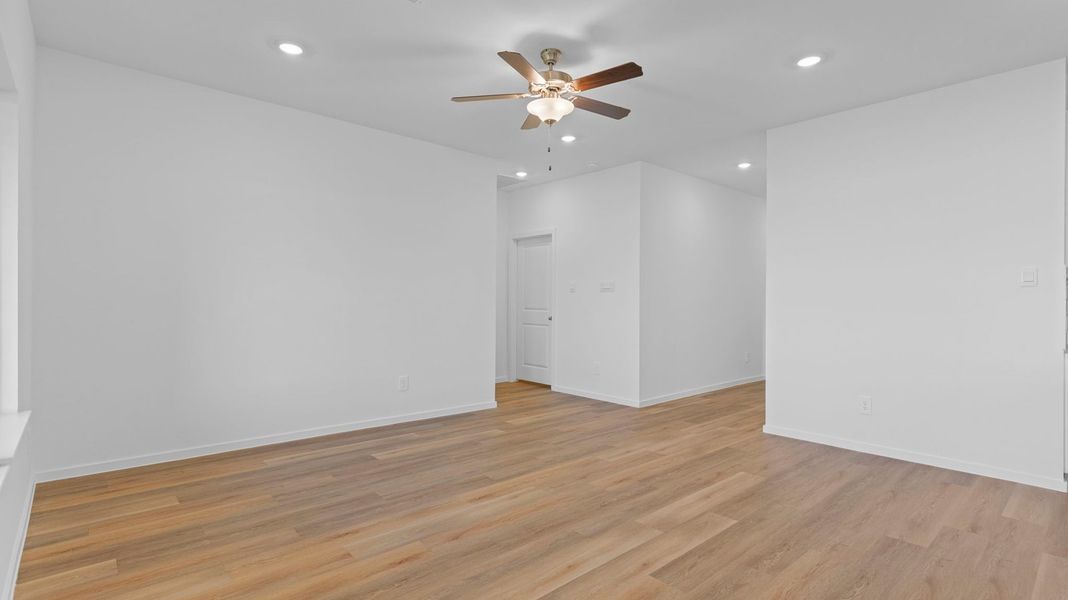 Representative unfurnished interior of a home built from the Bellvue by D.R. Horton in Watermark, Alvin (Image 11).