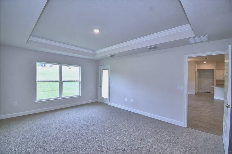 Spacious, unfurnished interior of a new home in Lake Juliana Estates, Auburndale (Image 40).