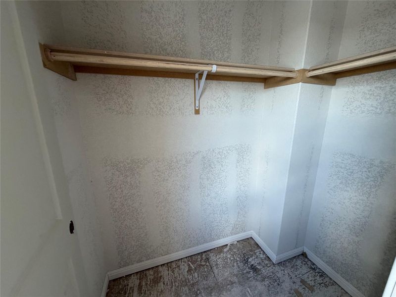 Spacious, unfurnished interior of a new home in Willow Springs, Buda (Image 6). Spacious, unfurnished interior of a new home in Willow Springs, Buda (Image 6).