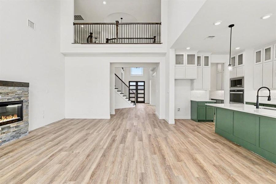 Image 35 of a home in .