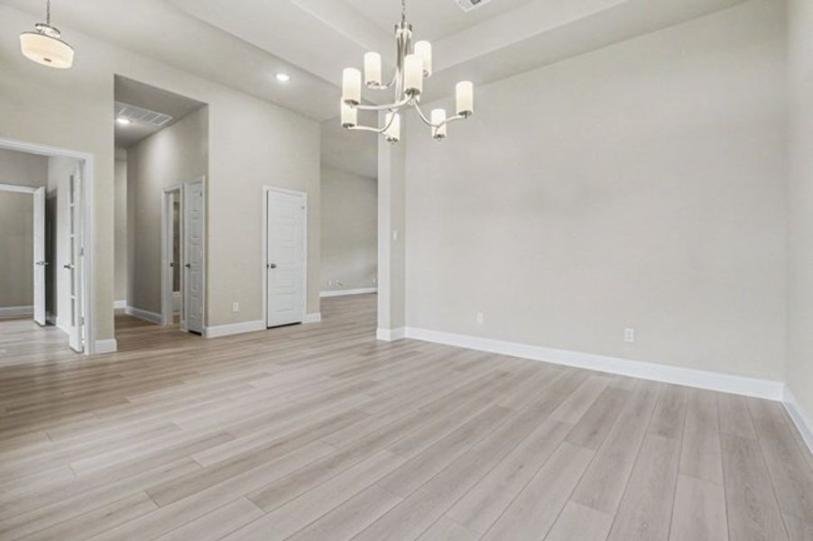 Spacious, unfurnished interior of a new home in Cole Crossing Estates, DeSoto (Image 21). Spacious, unfurnished interior of a new home in Cole Crossing Estates, DeSoto (Image 21).