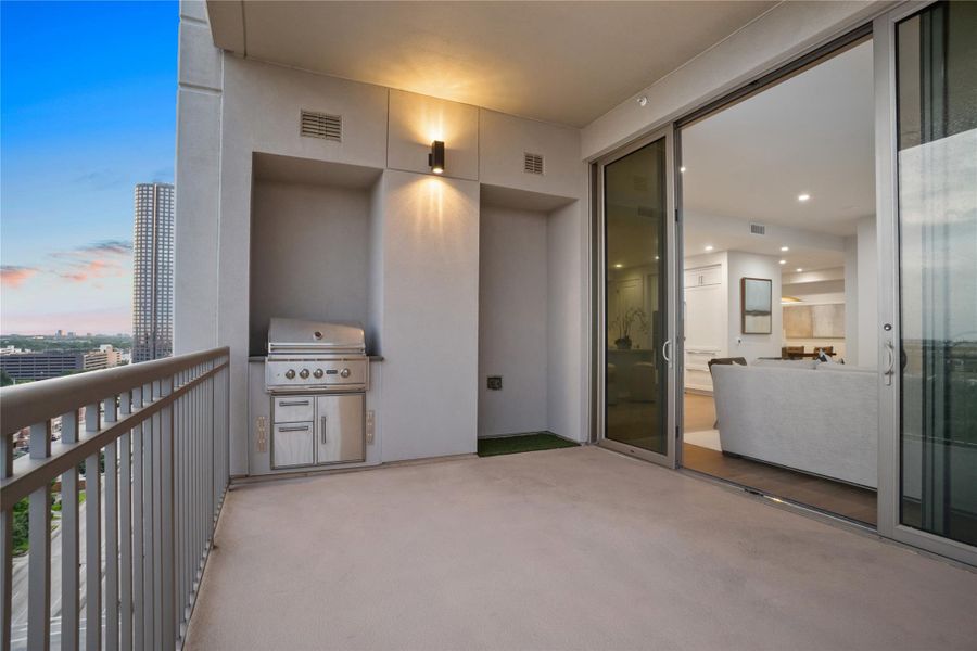 Image 25 of a home in Hawthorne. Image 25 of a home in Hawthorne.