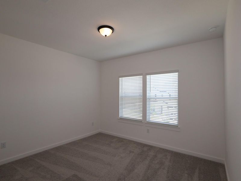 Spacious, unfurnished interior of a new home in Edgewood, Leander (Image 19).