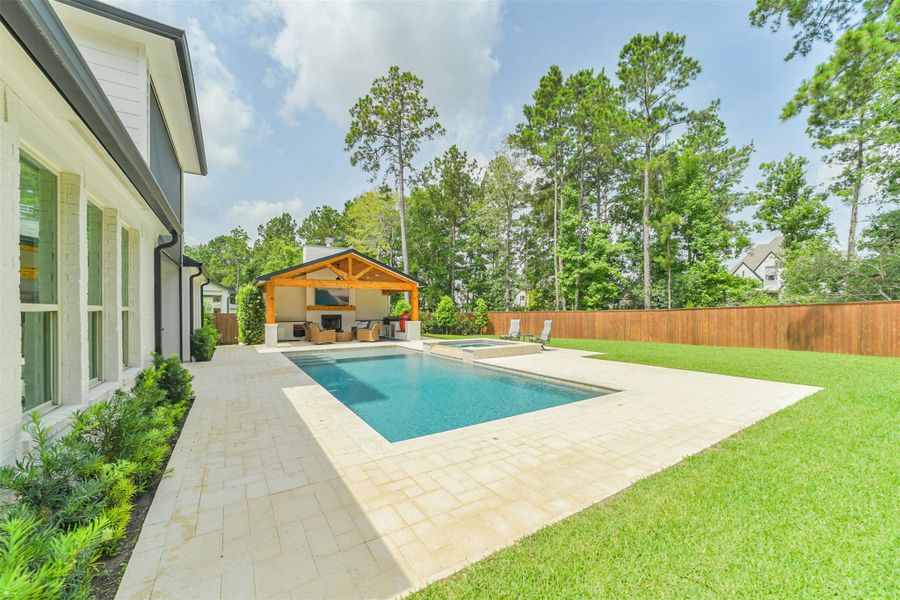 Exterior details and patio area of a home in Woodforest – 60', Montgomery (Image 3).