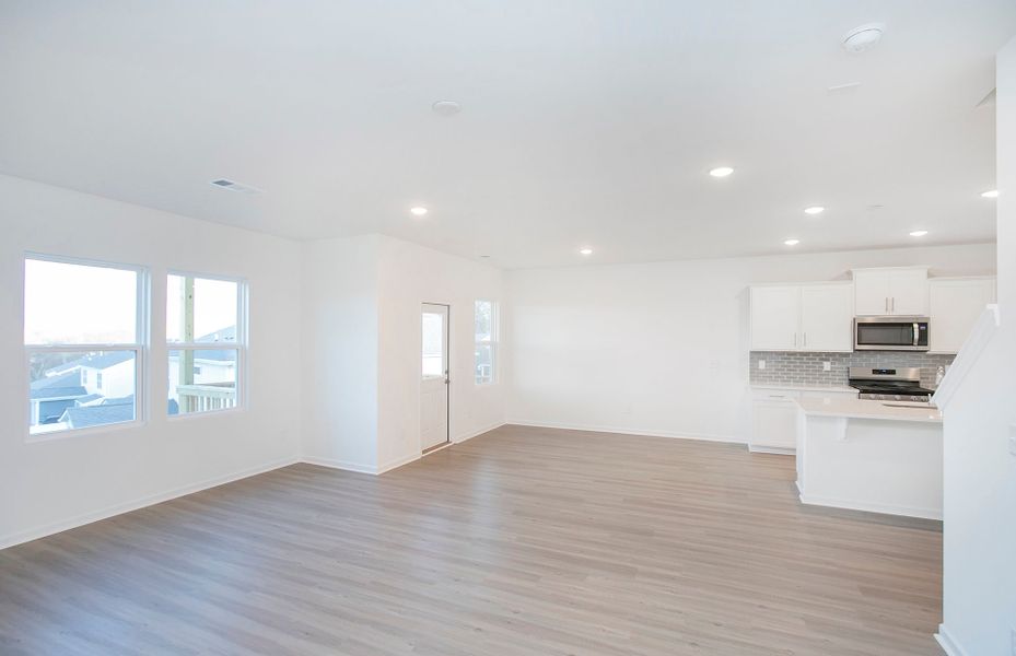 Homesite 96 Gathering Room by Pulte Homes Nashville