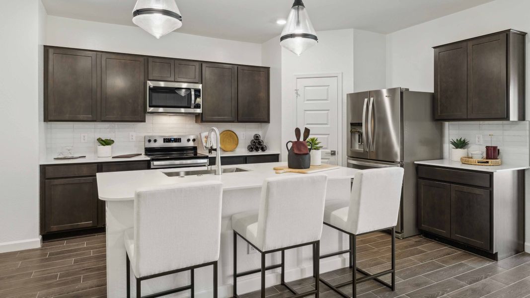 Furnished interior view inside a new home in Entrada Del Oro, Gold Canyon (Image 7). Furnished interior view inside a new home in Entrada Del Oro, Gold Canyon (Image 7).