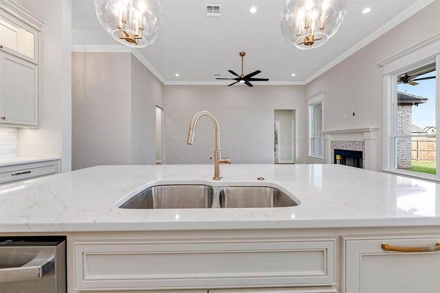 Close-up of interior finishes inside a home in , Waco (Image 21).