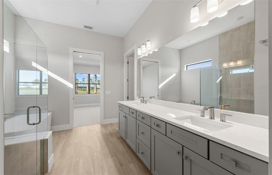 Furnished interior view inside a new home in Del Webb Catalina, Lakewood Ranch (Image 6).