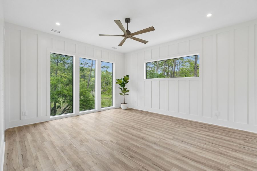 Spacious, unfurnished interior of a new home in , Folly Beach (Image 78).