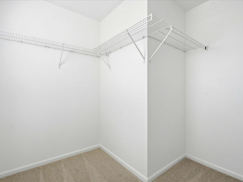 Spacious, unfurnished interior of a new home in Three Hills, Morrison (Image 19).