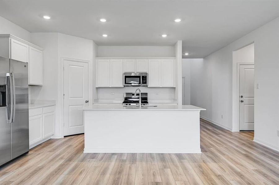 Furnished interior view inside a new home in River Ridge, Crandall (Image 7). Furnished interior view inside a new home in River Ridge, Crandall (Image 7).