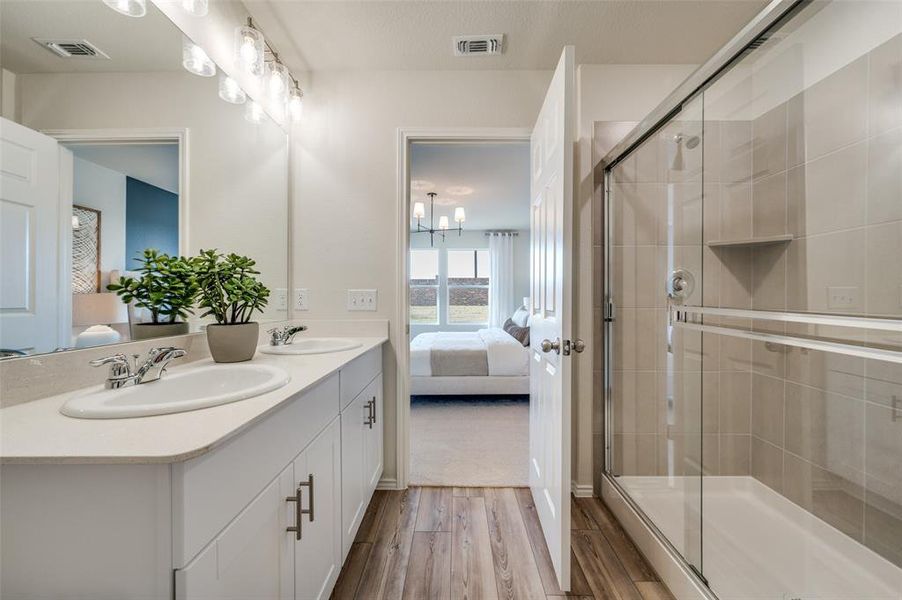 Owner's private bath with *Model Representation*