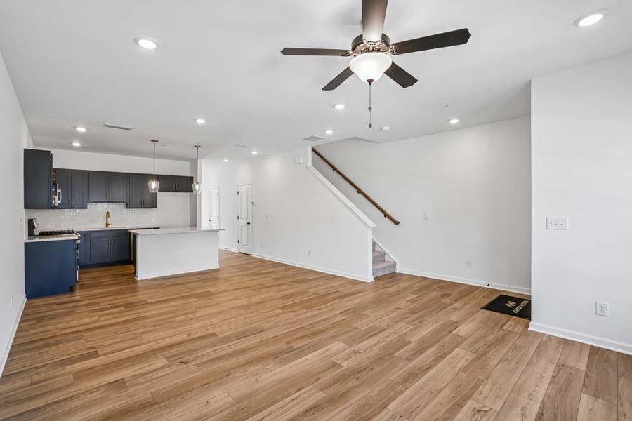 Spacious, unfurnished interior of a new home in Laurelwood, Douglasville (Image 27). Spacious, unfurnished interior of a new home in Laurelwood, Douglasville (Image 27).