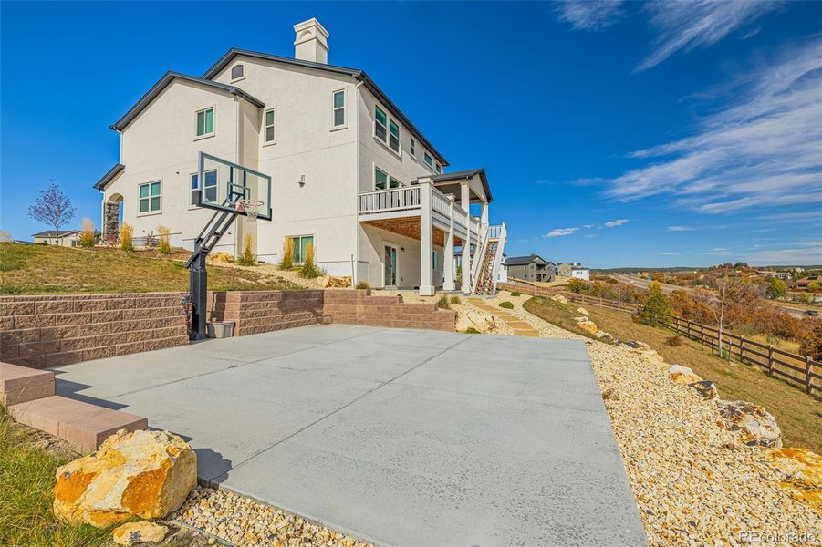 Community amenities in , Colorado Springs (Image 38). Community amenities in , Colorado Springs (Image 38).