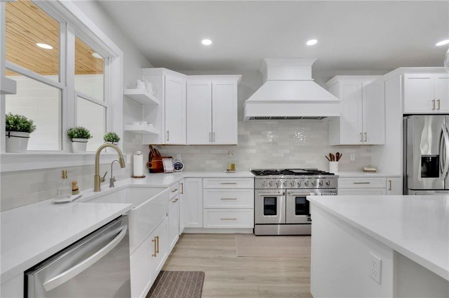 Furnished interior view inside a new home in , Monroe (Image 45).