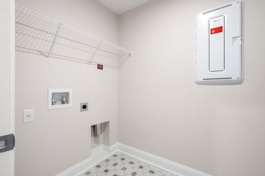 Spacious, unfurnished interior of a new home in Waterways, Richmond Hill (Image 66).