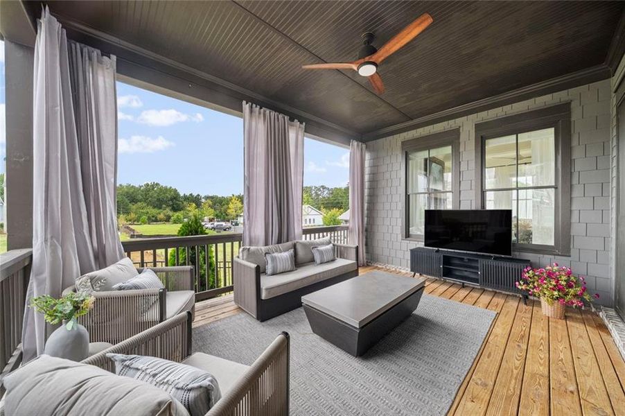 Exterior details and patio area of a home in Crossroads, Milton (Image 22).