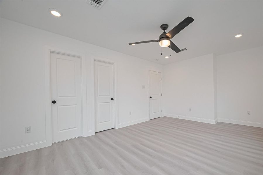 Spacious, unfurnished interior of a new home in , Houston (Image 24).