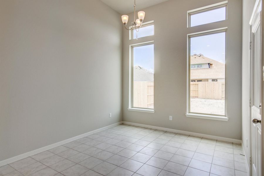 Representative unfurnished interior of a home built from the Floor Plan 2922 by Colina Homes in Grand Magnolia, Magnolia (Image 31).
