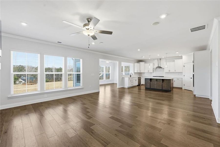Spacious, unfurnished interior of a new home in Berkeley Mill, Cumming (Image 16). Spacious, unfurnished interior of a new home in Berkeley Mill, Cumming (Image 16).