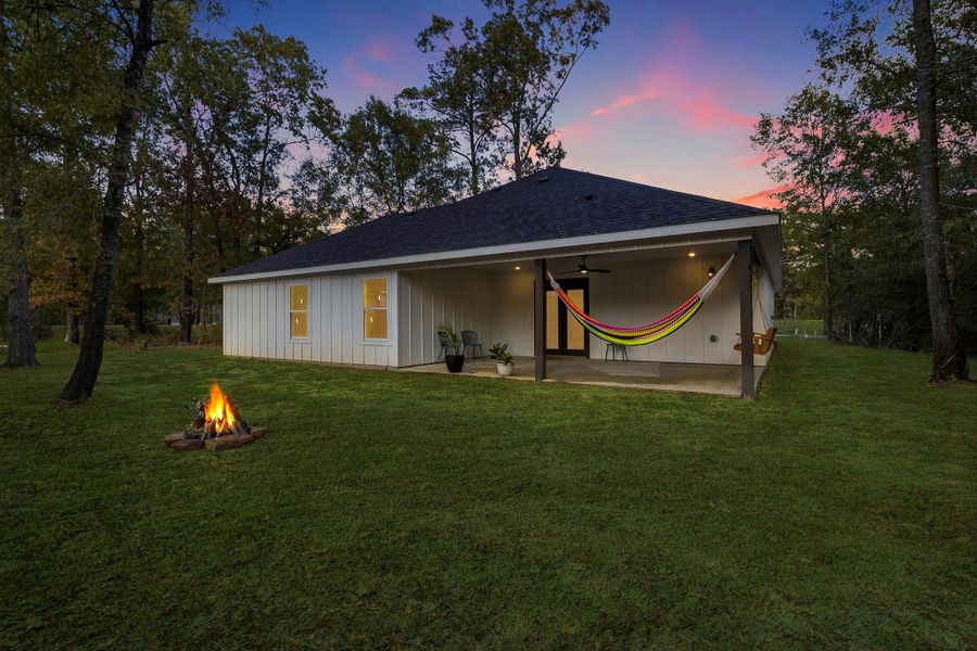 Exterior details and patio area of a home in , Livingston (Image 26).