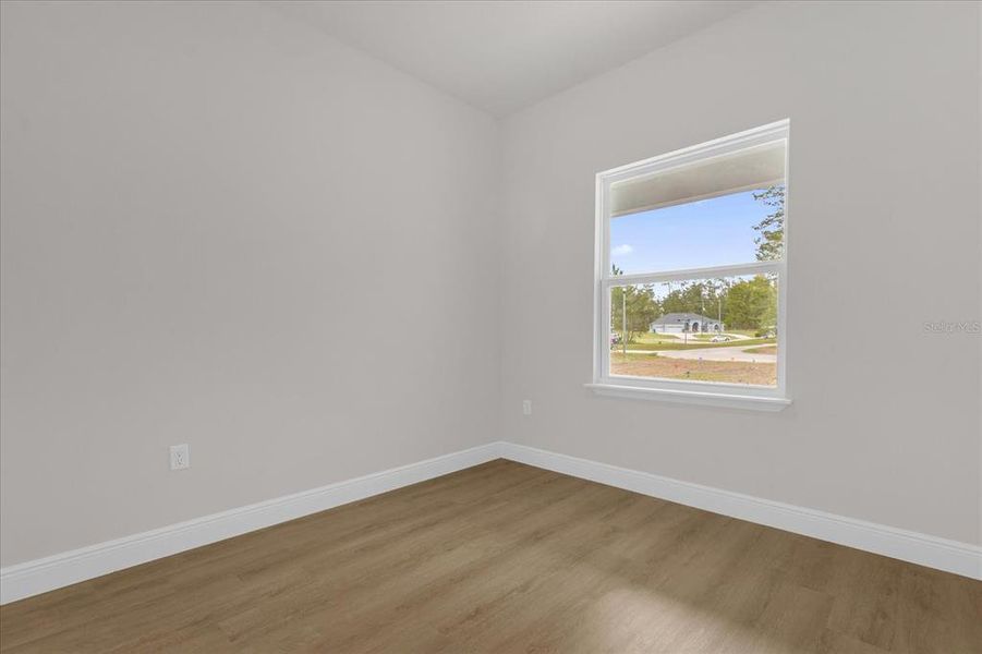 Spacious, unfurnished interior of a new home in , Homosassa (Image 15).