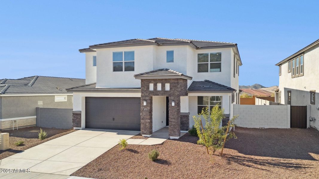 3985_Phoenician_Lot 2078_Aloravita_Peori