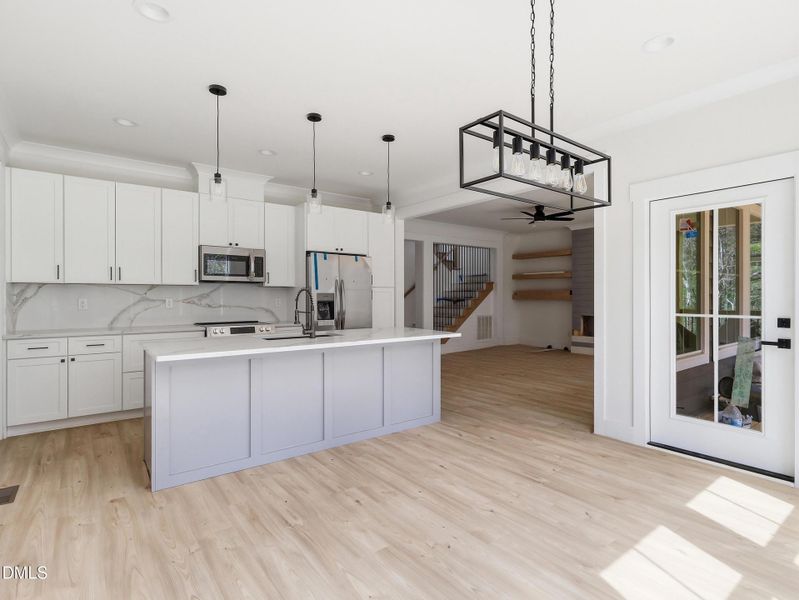 014_img_7900_autoremove_23404619