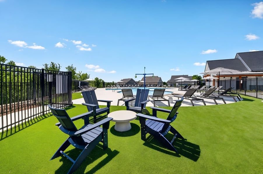 Community amenities in Silverstone, Knightdale (Image 30).