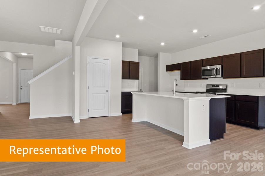 Image 15 of a home in Cedar Meadows.