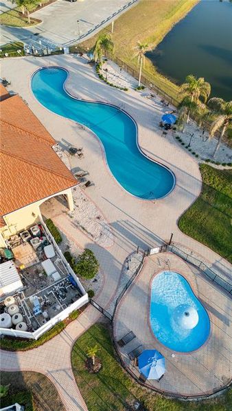 Community amenities in , Kissimmee (Image 15).
