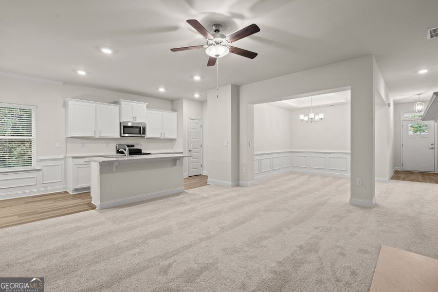 Spacious, unfurnished interior of a new home in Canterbury Villas, Carrollton (Image 22).