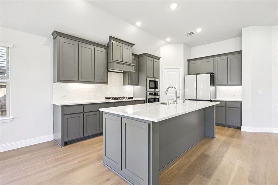 Furnished interior view inside a new home in ArrowBrooke, Aubrey (Image 12). Furnished interior view inside a new home in ArrowBrooke, Aubrey (Image 12).