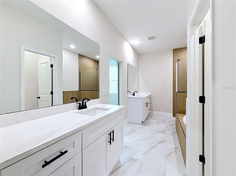 Furnished interior view inside a new home in , Eustis (Image 15).