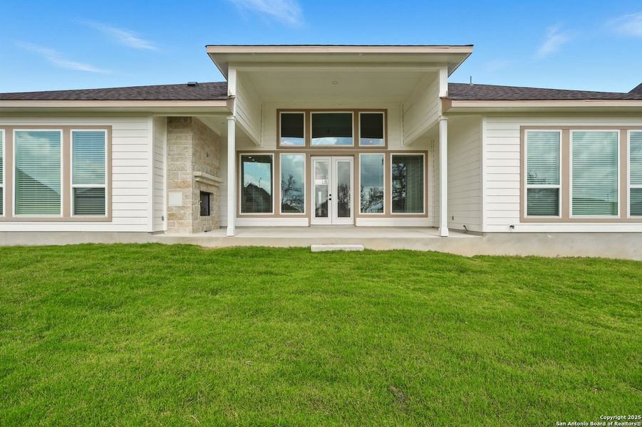 Exterior details and patio area of a home in Mesa Western, Cibolo (Image 24). Exterior details and patio area of a home in Mesa Western, Cibolo (Image 24).
